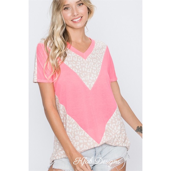 ❤️LAST! V Neck Animal Print Contrast Soft Knit Top - Picture 4 of 12